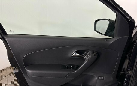 Volkswagen Polo VI (EU Market), 2015 год, 720 000 рублей, 8 фотография