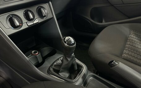 Volkswagen Polo VI (EU Market), 2015 год, 720 000 рублей, 13 фотография