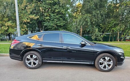 Honda Crosstour I рестайлинг, 2014 год, 1 750 000 рублей, 2 фотография