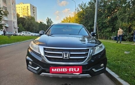 Honda Crosstour I рестайлинг, 2014 год, 1 750 000 рублей, 3 фотография