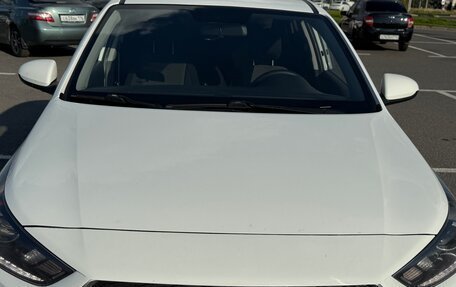 Hyundai Solaris II рестайлинг, 2019 год, 1 290 000 рублей, 10 фотография