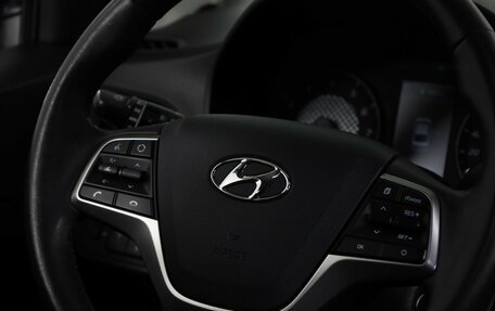 Hyundai Solaris II рестайлинг, 2021 год, 1 679 000 рублей, 11 фотография