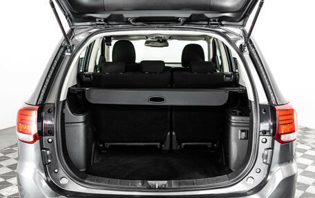 Mitsubishi Outlander III рестайлинг 3, 2019 год, 1 899 000 рублей, 20 фотография