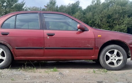Nissan Almera, 1998 год, 150 000 рублей, 10 фотография
