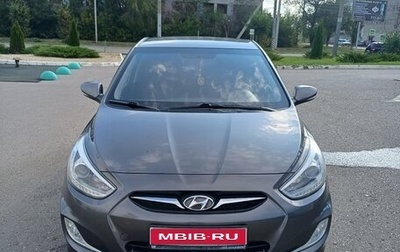 Hyundai Solaris II рестайлинг, 2013 год, 670 000 рублей, 1 фотография