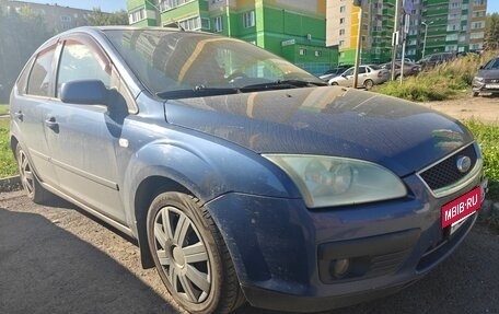 Ford Focus II рестайлинг, 2005 год, 450 000 рублей, 3 фотография