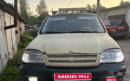 Chevrolet Niva I рестайлинг, 2004 год, 320 000 рублей, 1 фотография