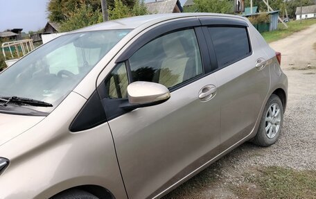 Toyota Vitz, 2015 год, 830 000 рублей, 6 фотография