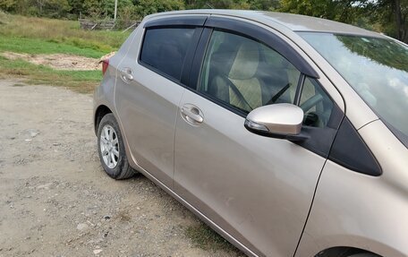 Toyota Vitz, 2015 год, 830 000 рублей, 7 фотография