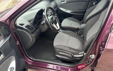 Hyundai Solaris II рестайлинг, 2011 год, 690 000 рублей, 18 фотография