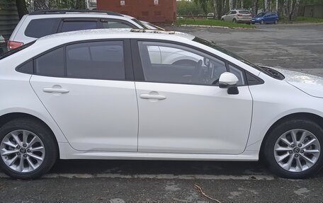 Toyota Corolla, 2021 год, 1 630 000 рублей, 5 фотография