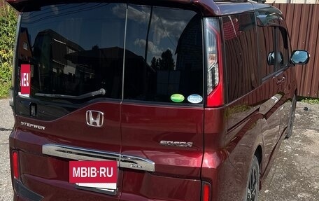 Honda Stepwgn IV, 2021 год, 2 470 000 рублей, 5 фотография