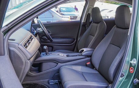 Honda Vezel, 2018 год, 1 785 000 рублей, 10 фотография