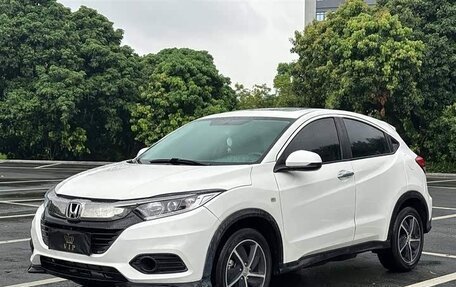 Honda Vezel, 2021 год, 1 380 000 рублей, 1 фотография