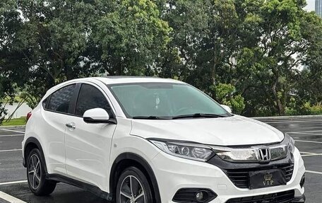 Honda Vezel, 2021 год, 1 380 000 рублей, 3 фотография
