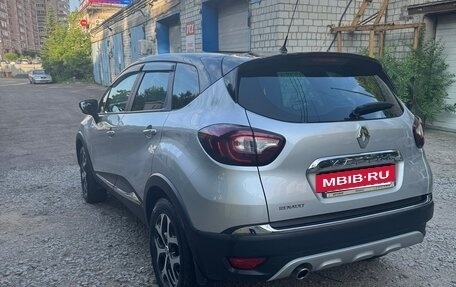 Renault Kaptur I рестайлинг, 2019 год, 1 500 000 рублей, 3 фотография