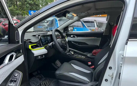 Geely Coolray I, 2023 год, 1 835 000 рублей, 8 фотография