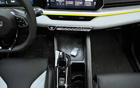 Geely Coolray I, 2023 год, 1 835 000 рублей, 14 фотография
