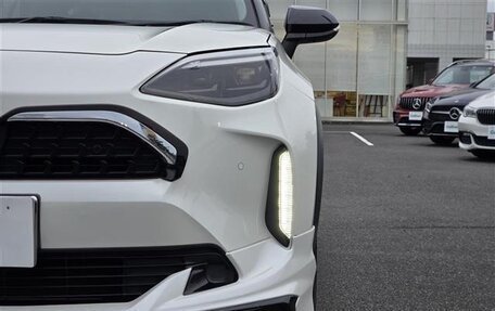 Toyota Yaris Cross, 2022 год, 1 360 000 рублей, 10 фотография