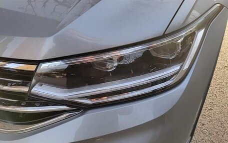 Volkswagen Tiguan II, 2021 год, 2 087 277 рублей, 14 фотография