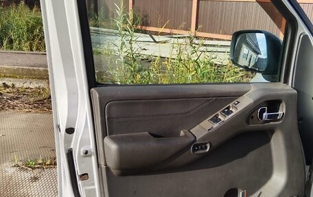 Nissan Pathfinder, 2008 год, 800 000 рублей, 10 фотография