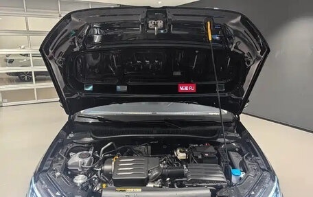 Volkswagen Lavida, 2025 год, 1 743 000 рублей, 2 фотография