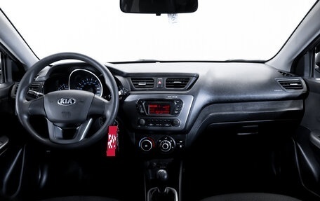 KIA Rio III рестайлинг, 2013 год, 850 000 рублей, 14 фотография