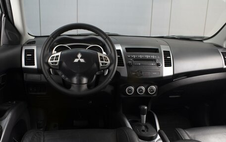 Mitsubishi Outlander III рестайлинг 3, 2007 год, 1 280 000 рублей, 6 фотография