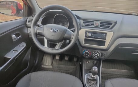 KIA Rio III рестайлинг, 2014 год, 699 999 рублей, 24 фотография