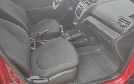 KIA Rio III рестайлинг, 2014 год, 699 999 рублей, 23 фотография