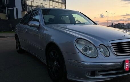 Mercedes-Benz E-Класс, 2004 год, 850 000 рублей, 8 фотография
