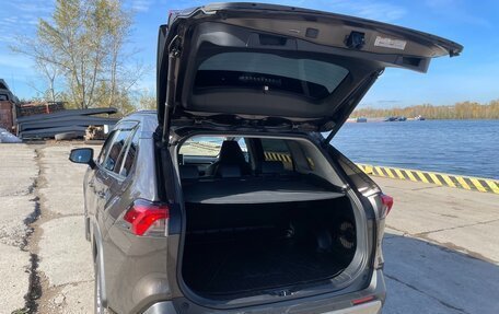 Toyota RAV4, 2021 год, 4 480 000 рублей, 9 фотография