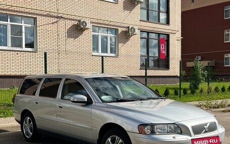 Volvo V70 III рестайлинг, 2006 год, 730 000 рублей, 2 фотография