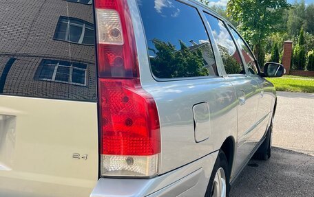 Volvo V70 III рестайлинг, 2006 год, 730 000 рублей, 6 фотография