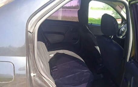 Renault Logan I, 2013 год, 295 000 рублей, 3 фотография