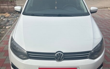 Volkswagen Polo VI (EU Market), 2013 год, 850 000 рублей, 1 фотография