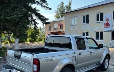 Nissan NP300, 2008 год, 810 000 рублей, 11 фотография