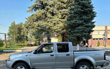 Nissan NP300, 2008 год, 810 000 рублей, 12 фотография