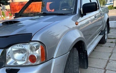 Nissan NP300, 2008 год, 810 000 рублей, 16 фотография