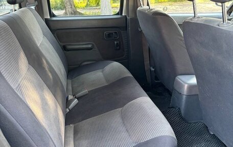 Nissan NP300, 2008 год, 810 000 рублей, 21 фотография