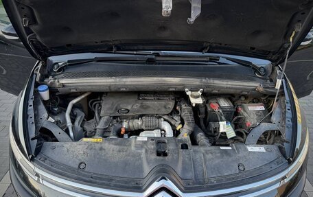 Citroen C4 Picasso II рестайлинг, 2017 год, 1 499 000 рублей, 6 фотография
