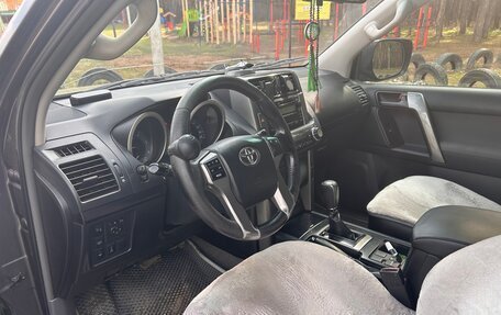 Toyota Land Cruiser Prado 150 рестайлинг 2, 2013 год, 2 900 000 рублей, 7 фотография