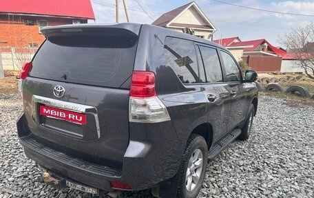 Toyota Land Cruiser Prado 150 рестайлинг 2, 2013 год, 2 900 000 рублей, 3 фотография