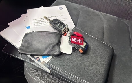 Volkswagen Tiguan II, 2017 год, 2 450 000 рублей, 20 фотография