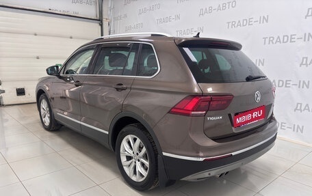 Volkswagen Tiguan II, 2017 год, 2 450 000 рублей, 6 фотография