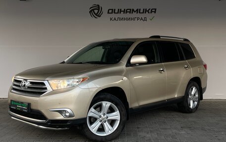 Toyota Highlander III, 2012 год, 2 090 000 рублей, 1 фотография