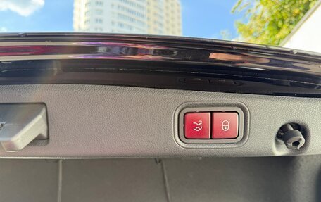 Mercedes-Benz E-Класс, 2019 год, 2 650 000 рублей, 11 фотография