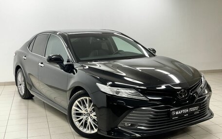 Toyota Camry, 2019 год, 2 640 000 рублей, 3 фотография