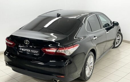 Toyota Camry, 2019 год, 2 640 000 рублей, 8 фотография