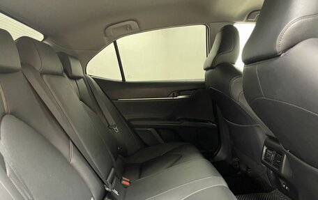 Toyota Camry, 2019 год, 2 640 000 рублей, 12 фотография